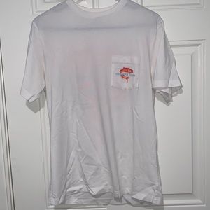 GREAT CONDITION vineyard vines tshirt